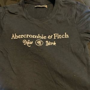 Abercrombie & Fitch Tee
